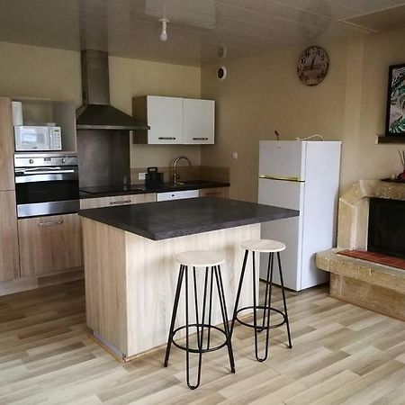 Maison Les Vieilles Cours Blosville Екстер'єр фото