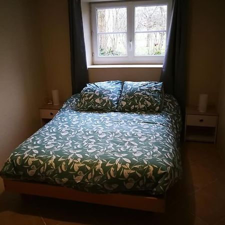 Maison Les Vieilles Cours Blosville Екстер'єр фото